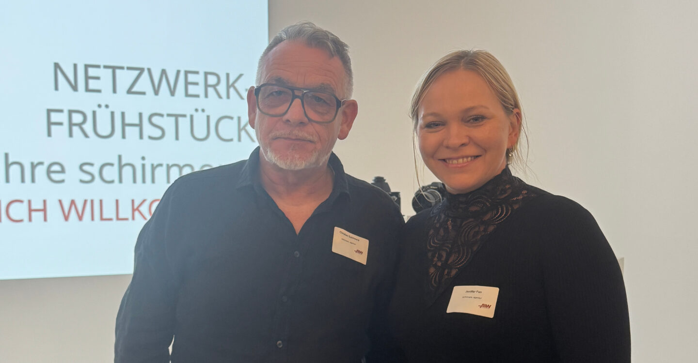 Christian Schirmers mit Motarbeiterin