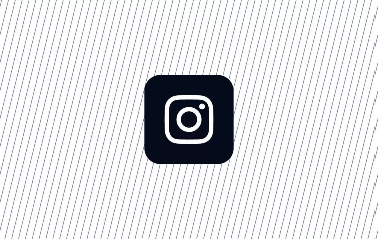 Bild mit dünnen schrägen Linien und einem Icon zu Instagram